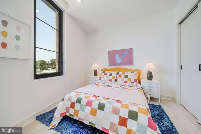 2905 NEWARK ST NW, Washington, DC 20008