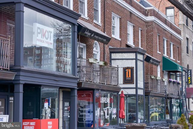 2905 NEWARK ST NW, Washington, DC 20008