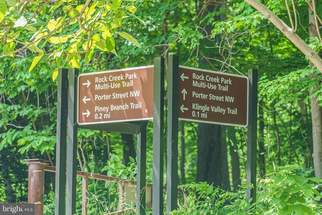 2905 NEWARK ST NW, Washington, DC 20008