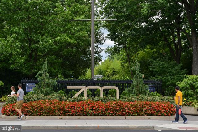 2905 NEWARK ST NW, Washington, DC 20008