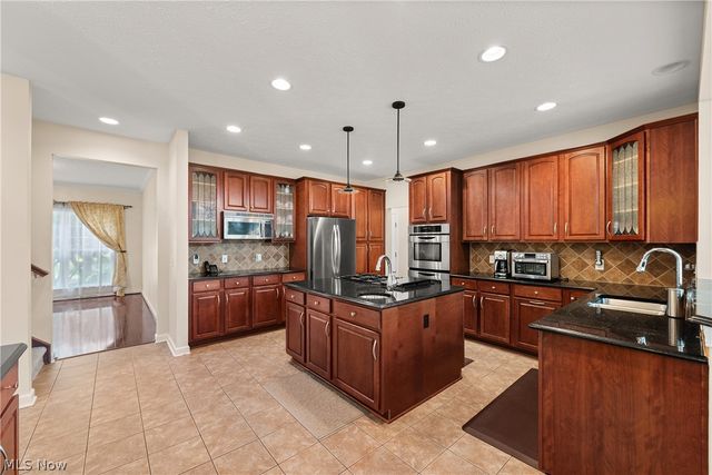 6424 Oak Point Estates, Lorain, OH 44053
