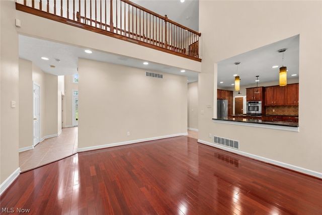 6424 Oak Point Estates, Lorain, OH 44053