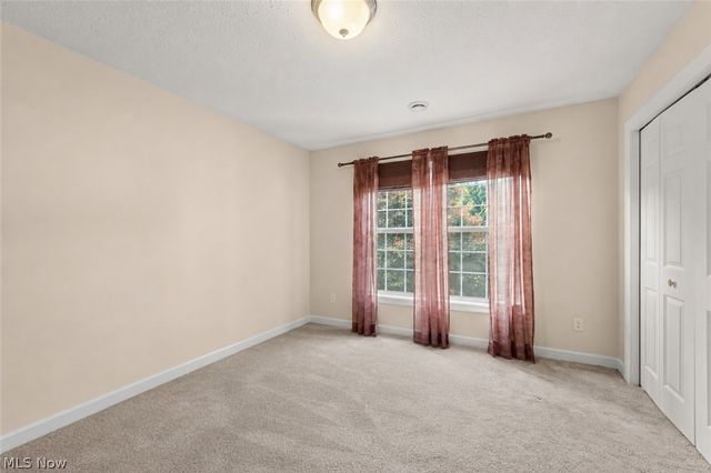 6424 Oak Point Estates, Lorain, OH 44053