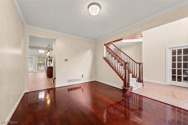 6424 Oak Point Estates, Lorain, OH 44053