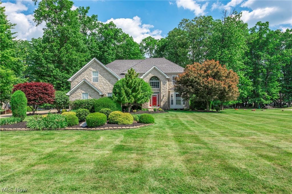 6424 Oak Point Estates, Lorain, OH 44053