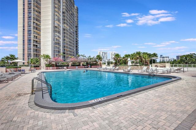 20379 W Country Club Dr 1639, Aventura, FL 33180