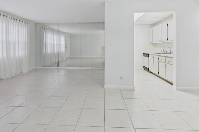 13155 SW 7TH Court 103E, Pembroke Pines, FL 33027