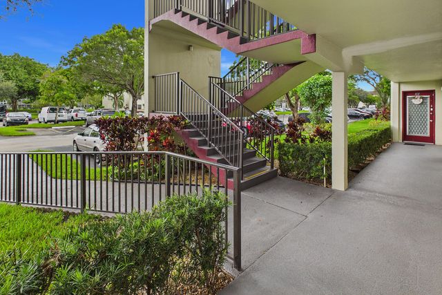 13155 SW 7TH Court 103E, Pembroke Pines, FL 33027