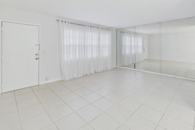 13155 SW 7TH Court 103E, Pembroke Pines, FL 33027