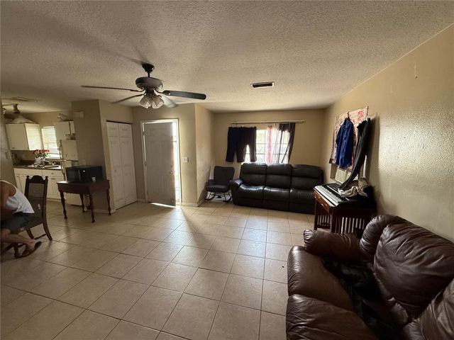 815 12TH AVENUE W, Bradenton, FL 34205