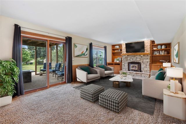 1151 Plumwood Court NE, Cedar Rapids, IA 52402