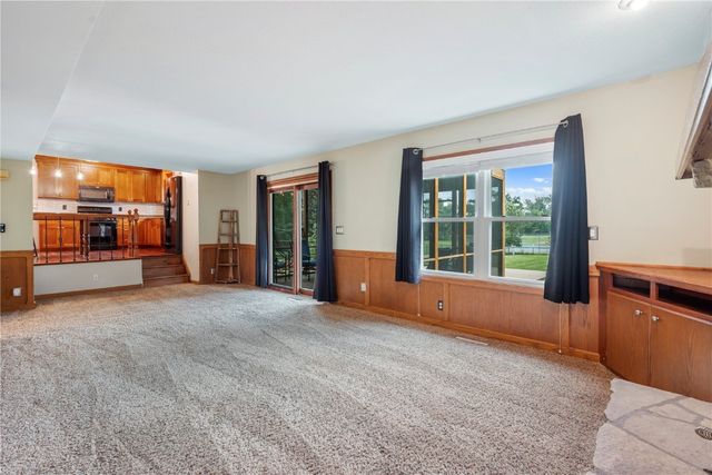 1151 Plumwood Court NE, Cedar Rapids, IA 52402