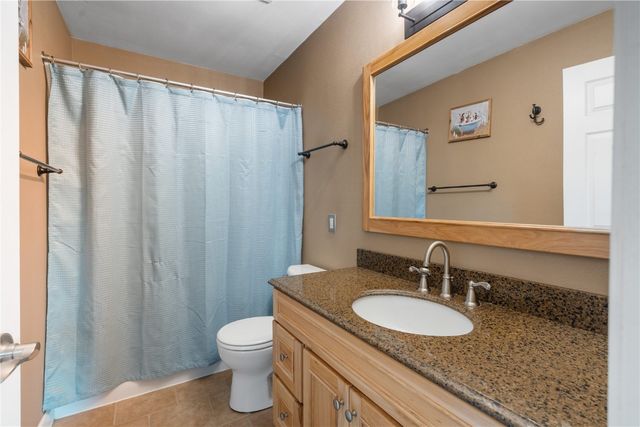 1151 Plumwood Court NE, Cedar Rapids, IA 52402