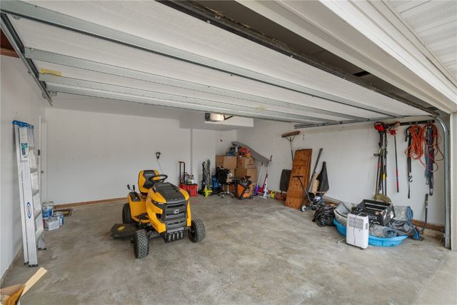 1151 Plumwood Court NE, Cedar Rapids, IA 52402