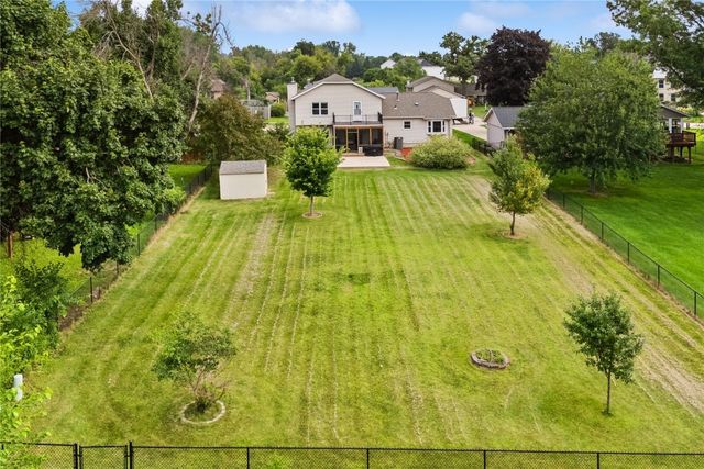 1151 Plumwood Court NE, Cedar Rapids, IA 52402