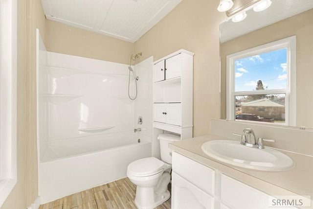 1617 9th Street, Idaho Falls, ID 83401