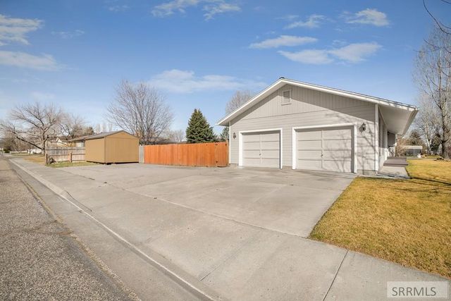1617 9th Street, Idaho Falls, ID 83401