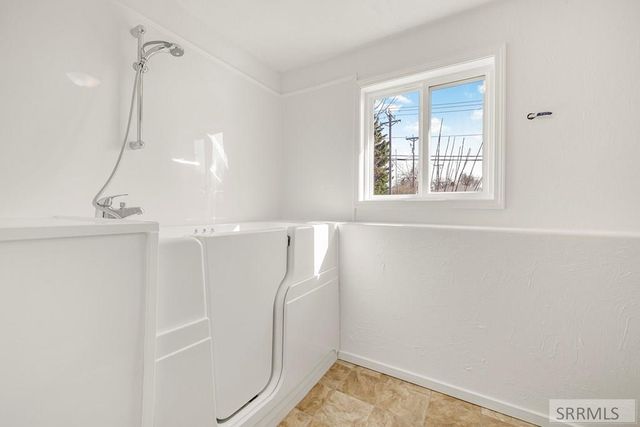 1617 9th Street, Idaho Falls, ID 83401