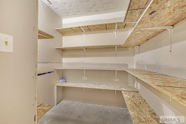 1617 9th Street, Idaho Falls, ID 83401