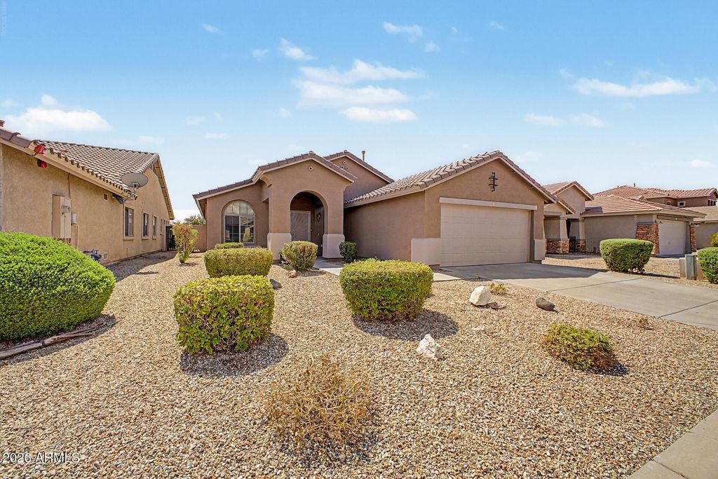15249 W POST Drive, Surprise, AZ 85374 — photo 3