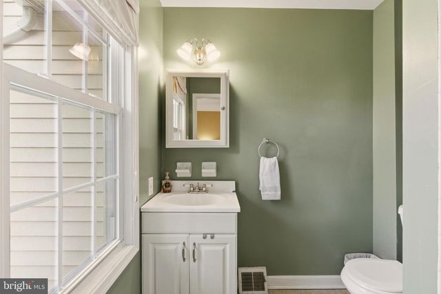 534 LANCASTER CT, Downingtown, PA 19335