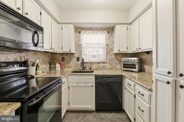 534 LANCASTER CT, Downingtown, PA 19335