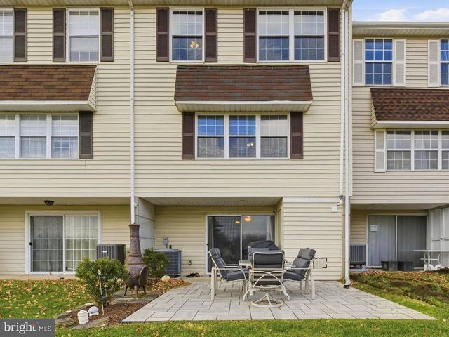 534 LANCASTER CT, Downingtown, PA 19335