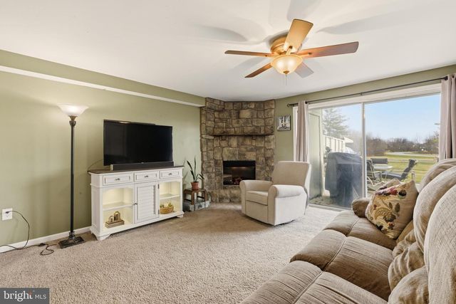 534 LANCASTER CT, Downingtown, PA 19335