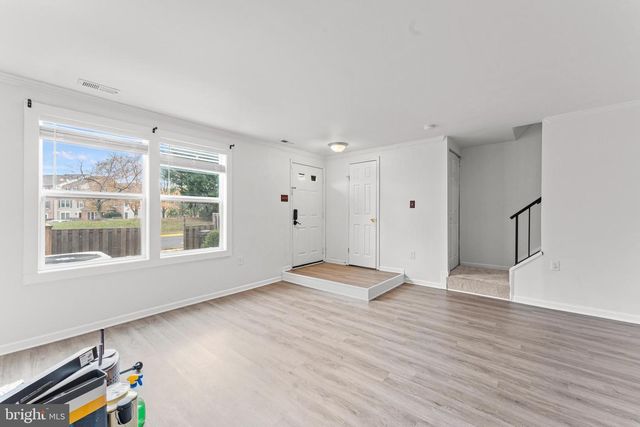 7534 EMERALD DR, Manassas, VA 20109