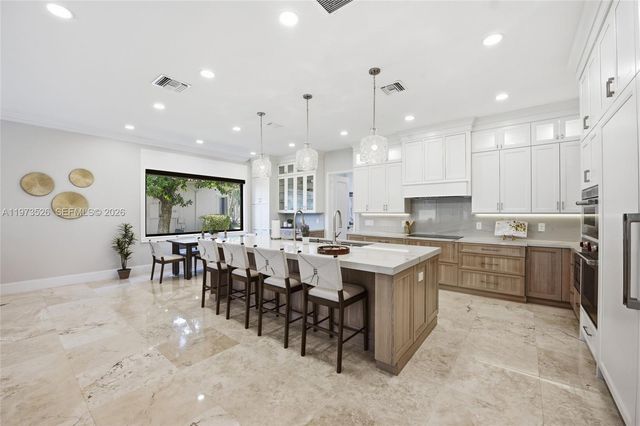 2465 Provence Cir, Weston, FL 33327