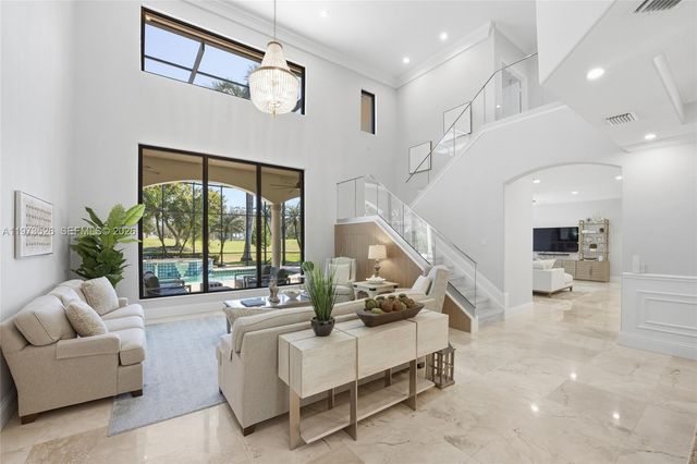 2465 Provence Cir, Weston, FL 33327