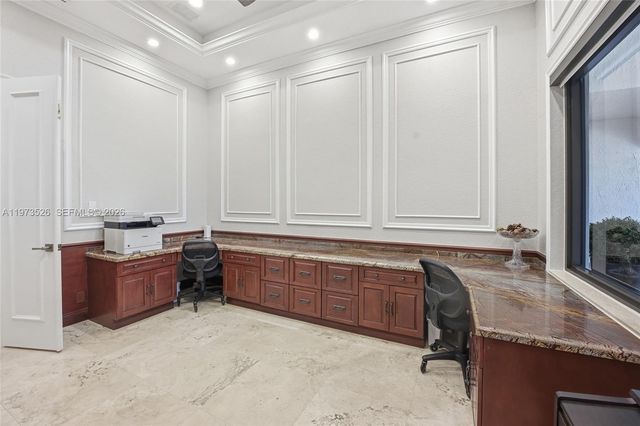 2465 Provence Cir, Weston, FL 33327