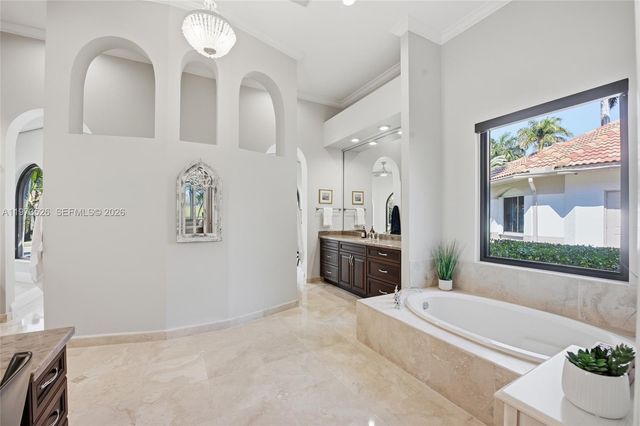 2465 Provence Cir, Weston, FL 33327