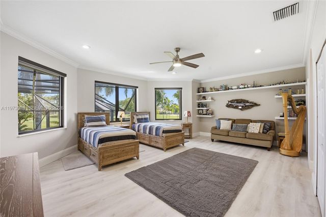 2465 Provence Cir, Weston, FL 33327