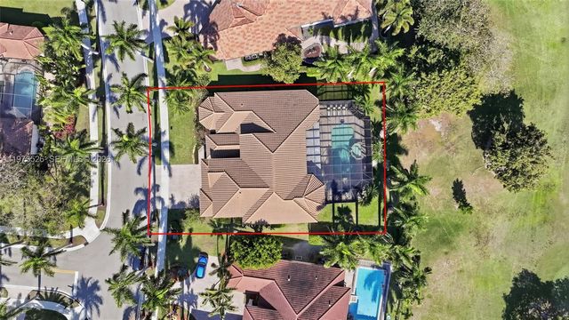 2465 Provence Cir, Weston, FL 33327