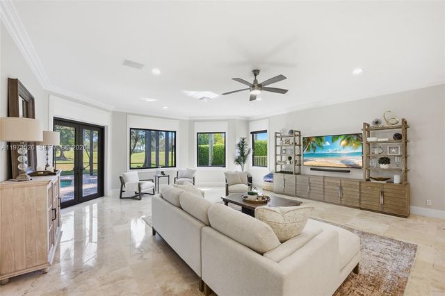 2465 Provence Cir, Weston, FL 33327