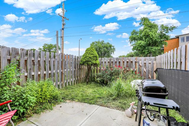 2830 Country Estates Drive, Indianapolis, IN 46227