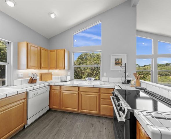 29 Los Encinos Drive, Del Rey Oaks, CA 93940