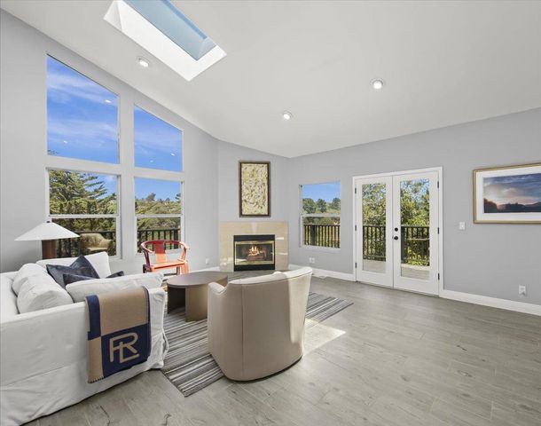 29 Los Encinos Drive, Del Rey Oaks, CA 93940