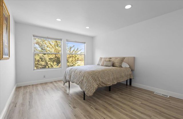 29 Los Encinos Drive, Del Rey Oaks, CA 93940
