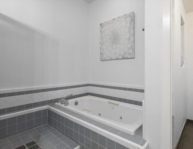 29 Los Encinos Drive, Del Rey Oaks, CA 93940