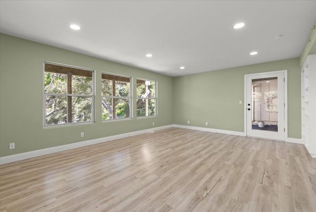 29 Los Encinos Drive, Del Rey Oaks, CA 93940