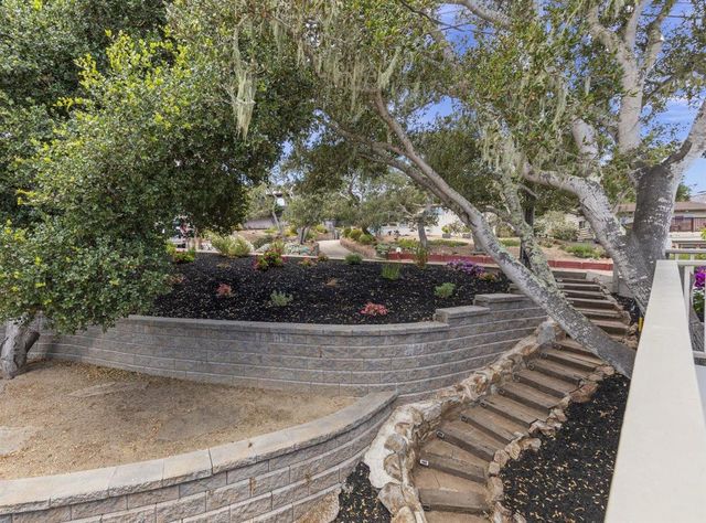 29 Los Encinos Drive, Del Rey Oaks, CA 93940