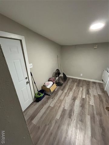 2052 Sun Valley Drive, Unincorporated, MO 63136