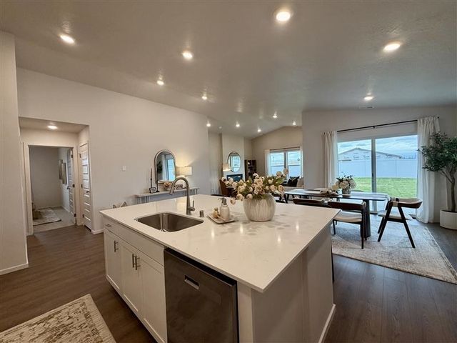 602 Duffer Loop, Deer Park, WA 99006