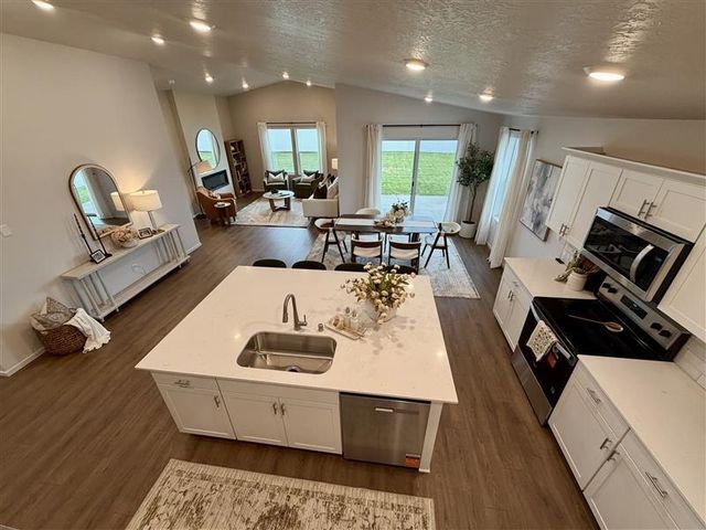 602 Duffer Loop, Deer Park, WA 99006