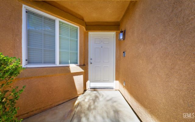 12306 Hill Country Drive, Bakersfield, CA 93312