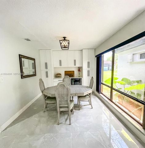 13360 SW 89th Ter G, Miami, FL 33186