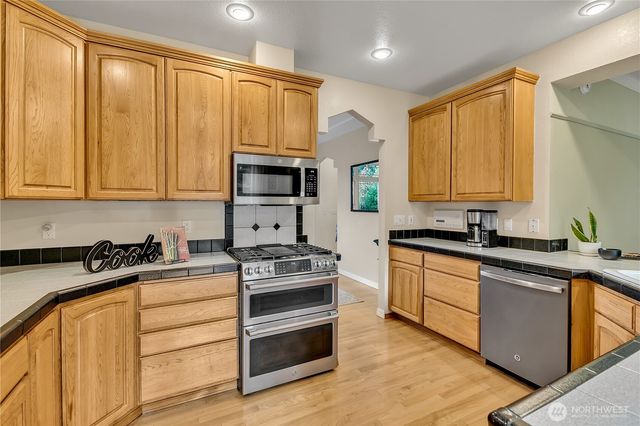6725 Mirror Court SE, Olympia, WA 98513