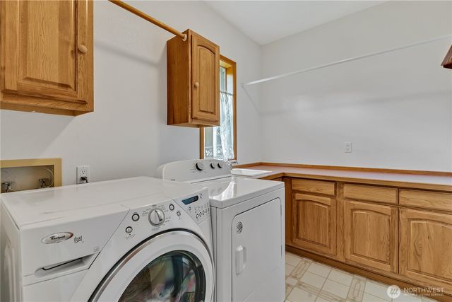 6725 Mirror Court SE, Olympia, WA 98513